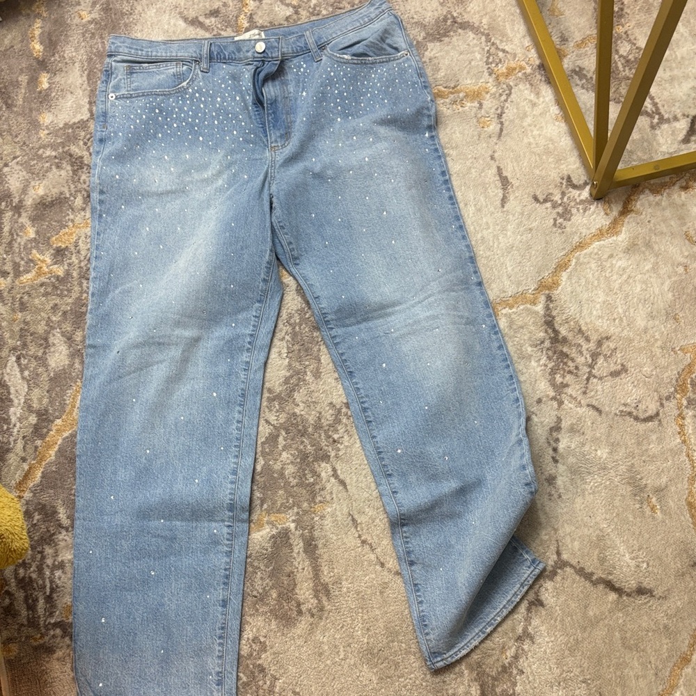 Universal Light Blue Straight Leg Jeans with Studs